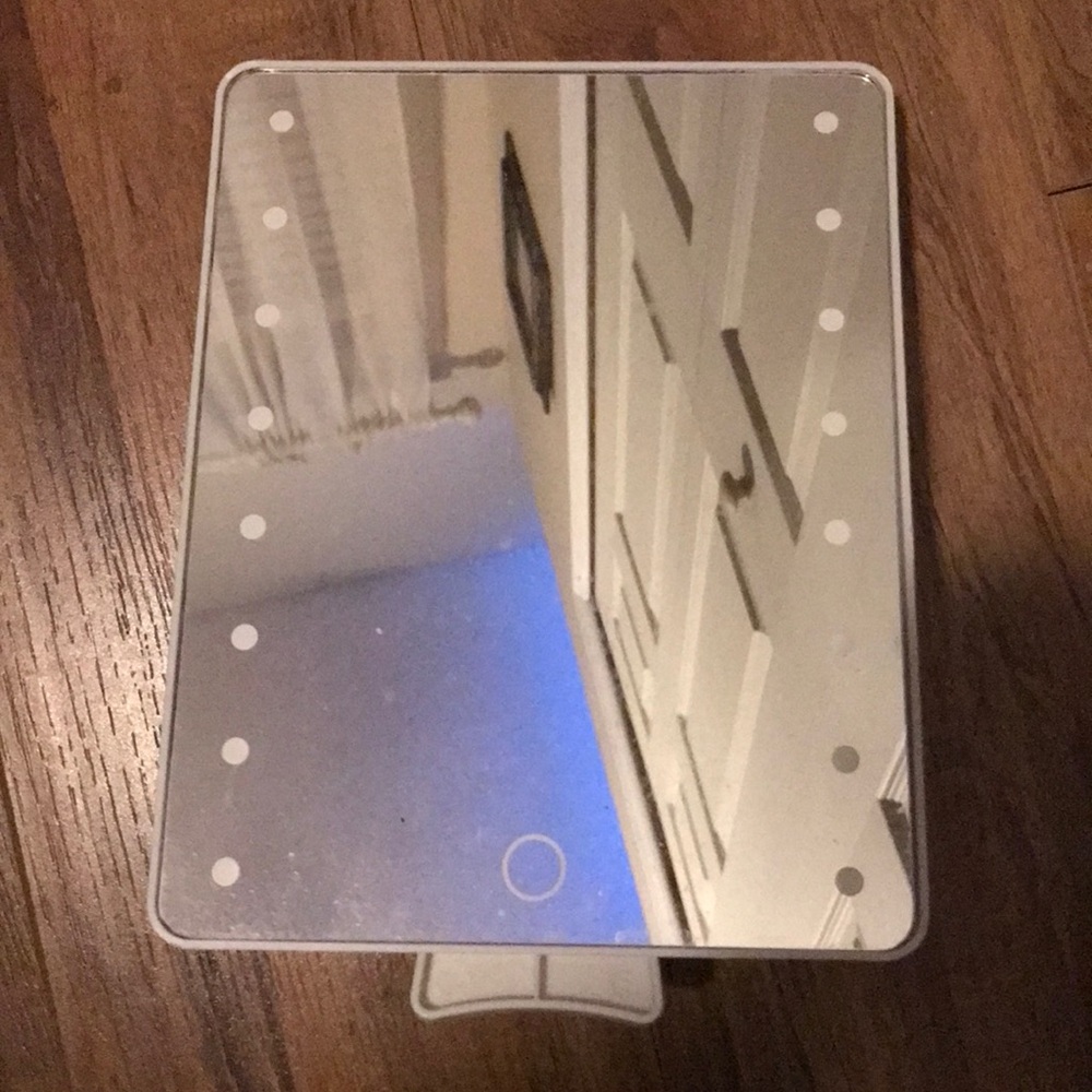 Source Unknown LED Lighted Makeup Mirror - Silver Frame
